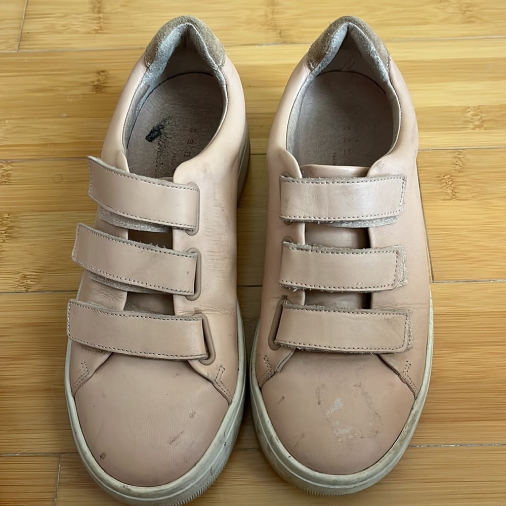 Sandro Paris Velcro Low Top Platform Sneakers In Light Pink Leather View 2